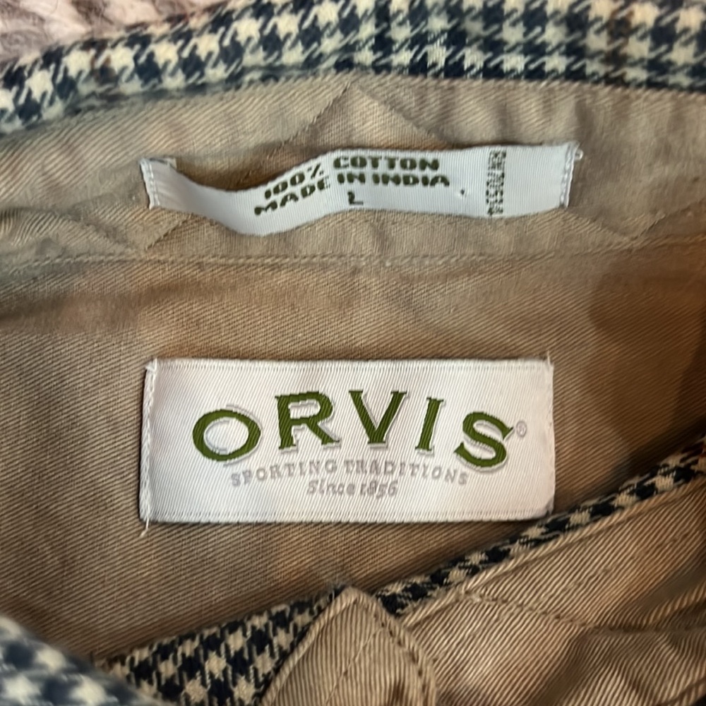 NWOT Orvis button down - Picture 4 of 6
